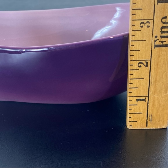 Summit collection Egg Plant shaped Pasta Bowl - Picture 2 of 5